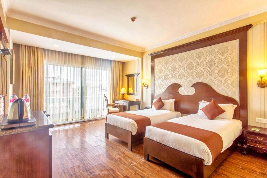 Da Yatra Courtyard Hotel & Resort Pokhara Exterior foto